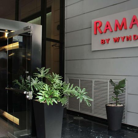 Ramada By Wyndham Buenos Aires Centro Bed and Breakfast Buitenkant foto