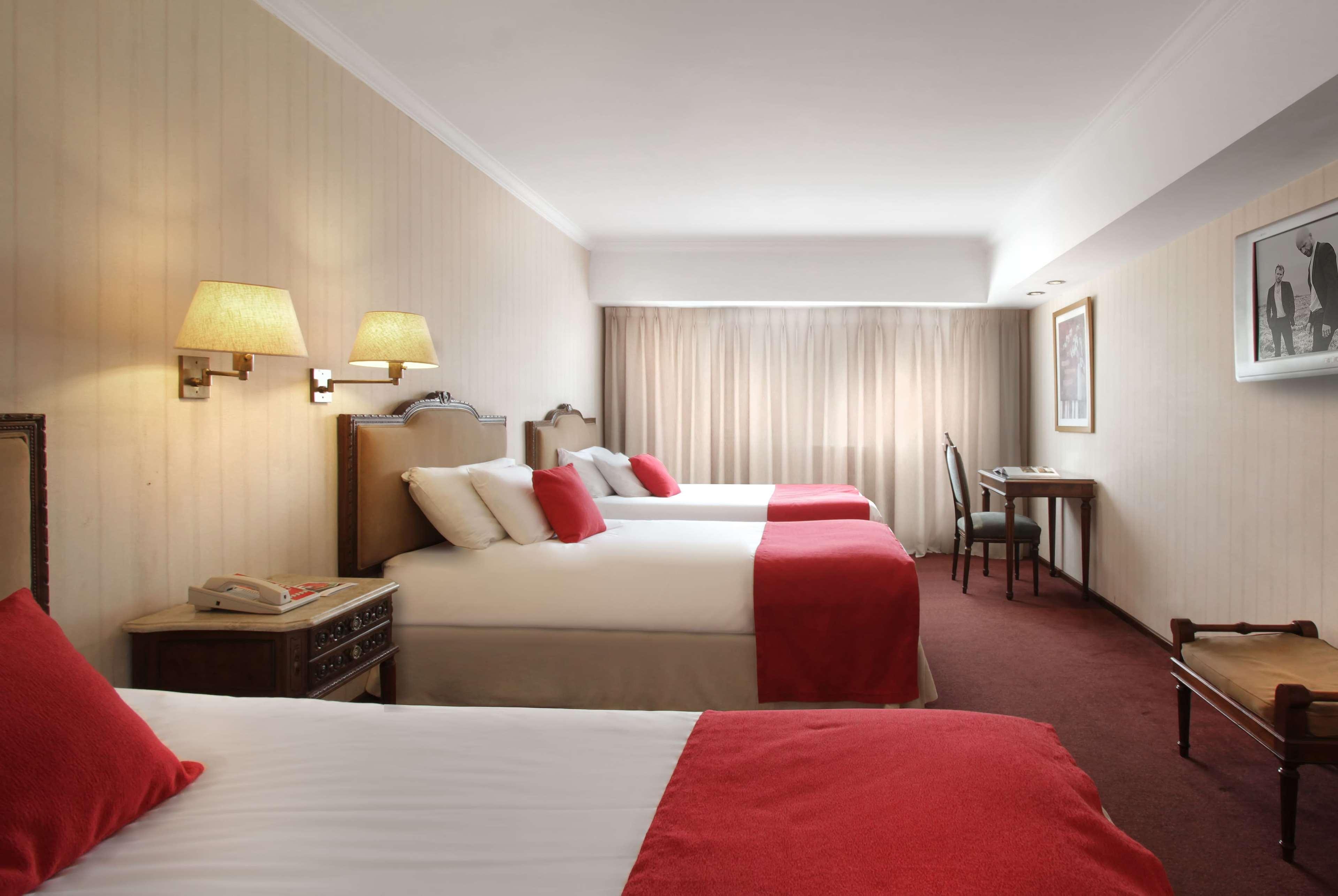 Ramada By Wyndham Buenos Aires Centro Bed and Breakfast Buitenkant foto