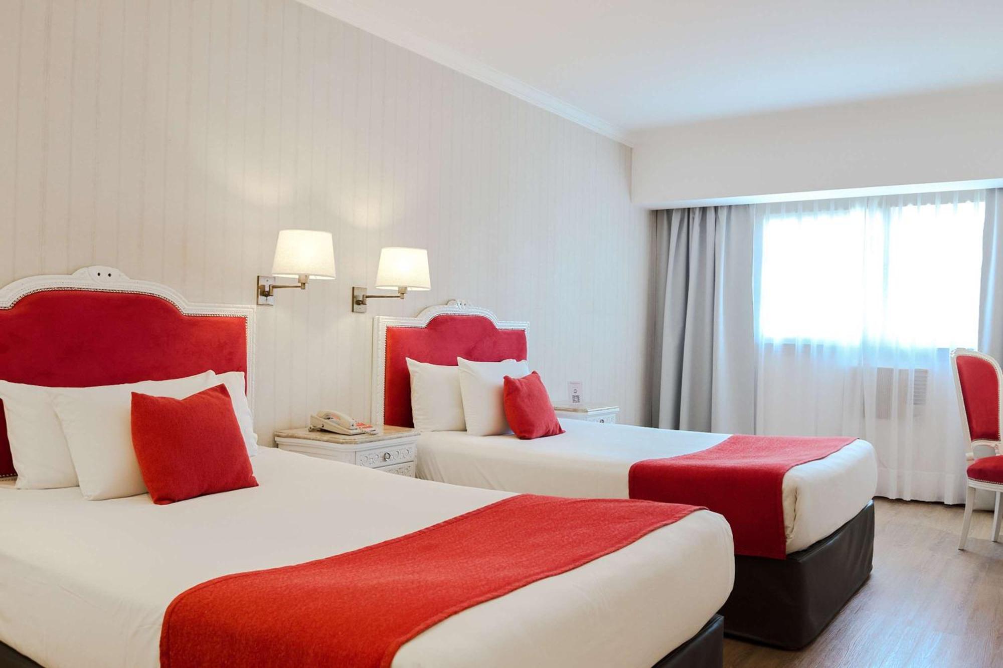 Ramada By Wyndham Buenos Aires Centro Bed and Breakfast Buitenkant foto