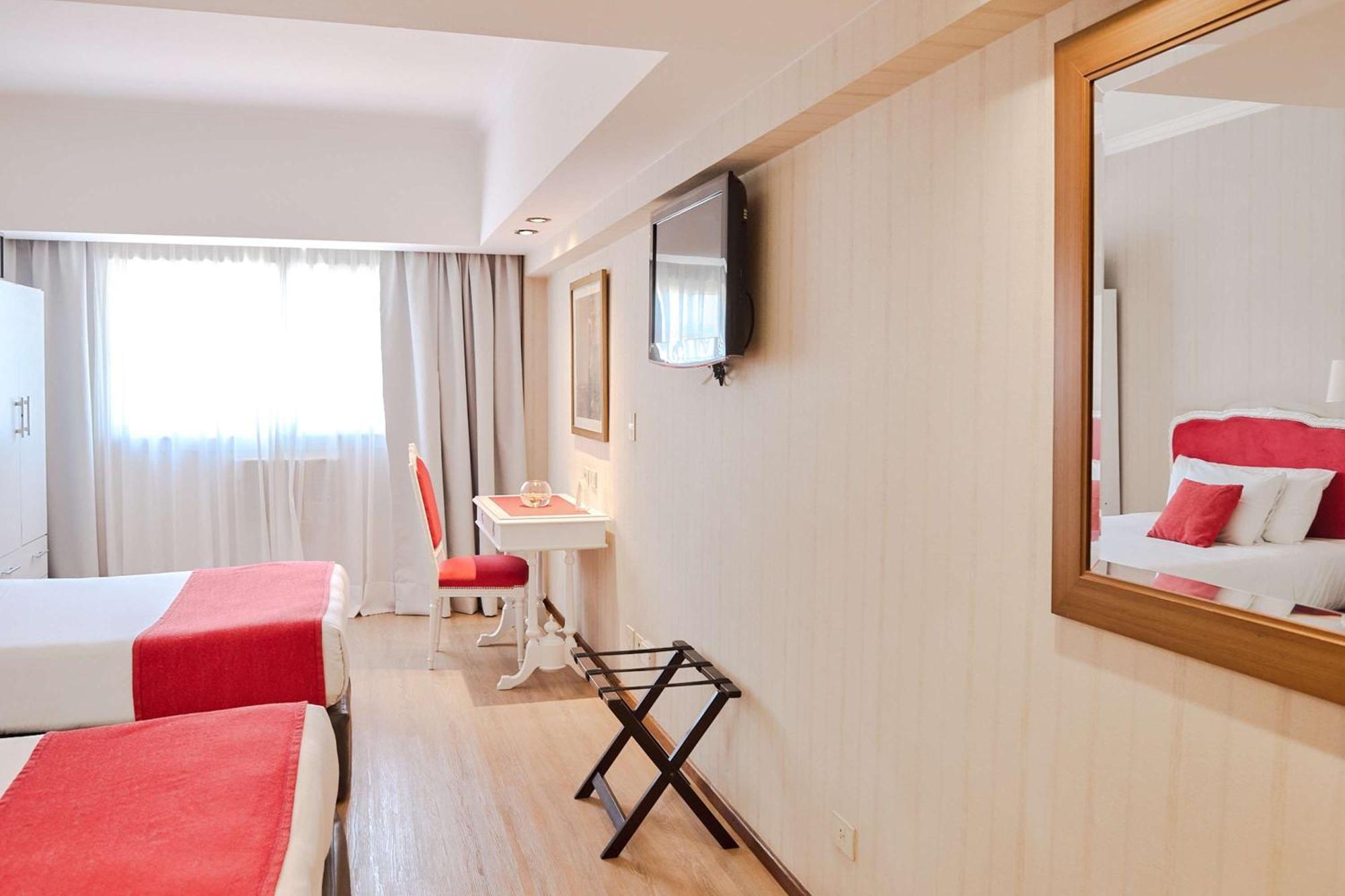 Ramada By Wyndham Buenos Aires Centro Bed and Breakfast Buitenkant foto