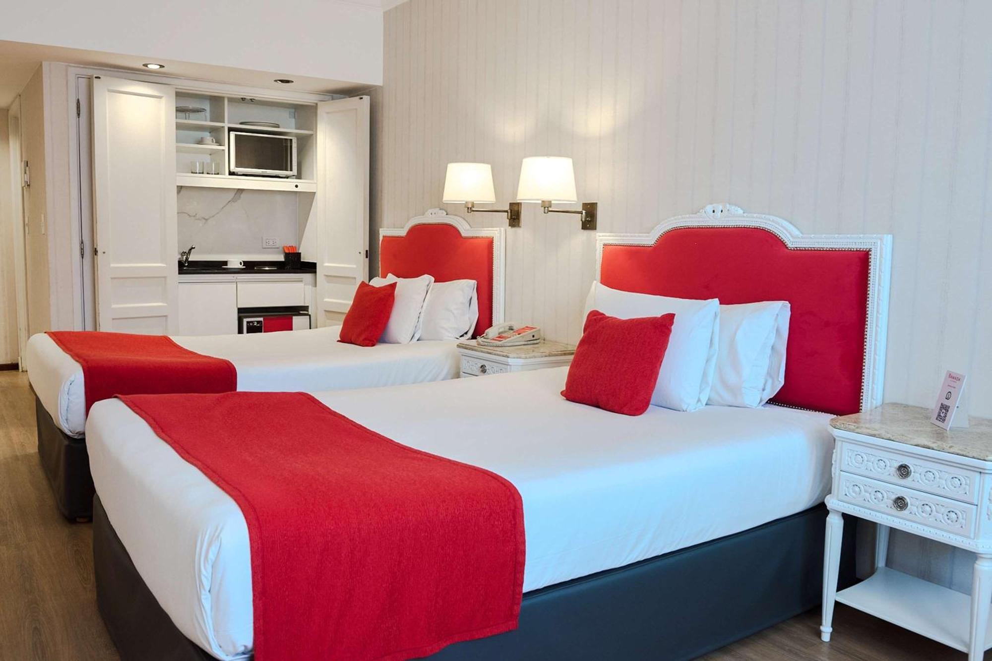 Ramada By Wyndham Buenos Aires Centro Bed and Breakfast Buitenkant foto