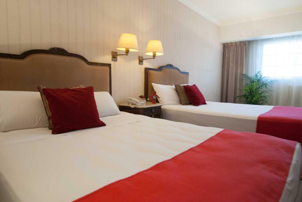 Ramada By Wyndham Buenos Aires Centro Bed and Breakfast Buitenkant foto