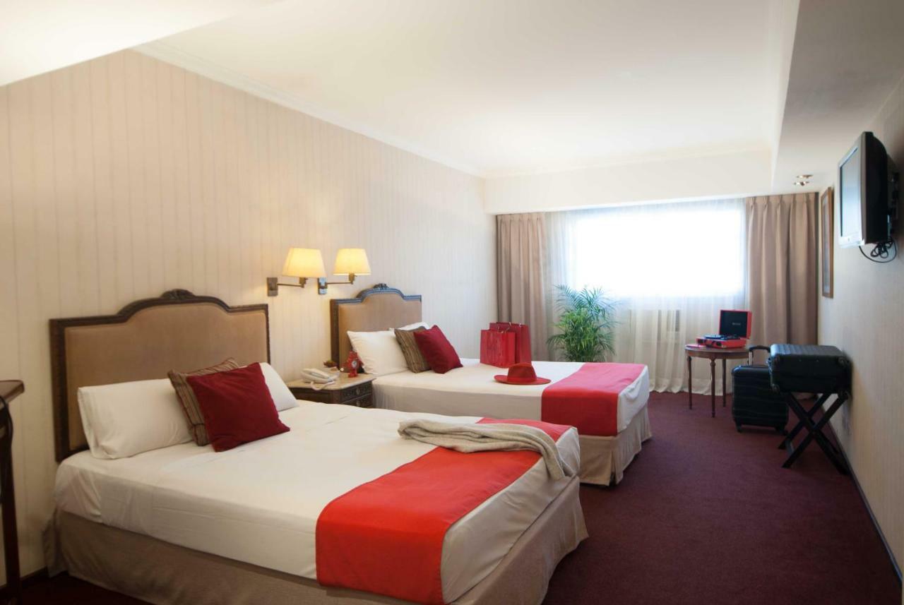 Ramada By Wyndham Buenos Aires Centro Bed and Breakfast Buitenkant foto